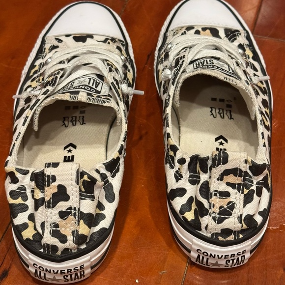 Converse All Star Chuck Taylor Leopard Print Shoes - Picture 4 of 9